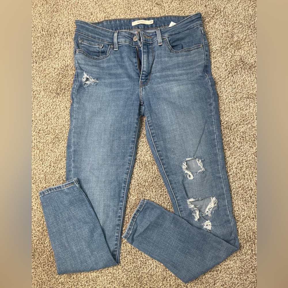 Levis skinny jeans size 27